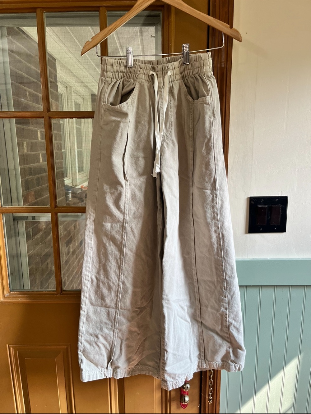 Universal Thread Wide-Leg Drawstring Pants in Light Tan